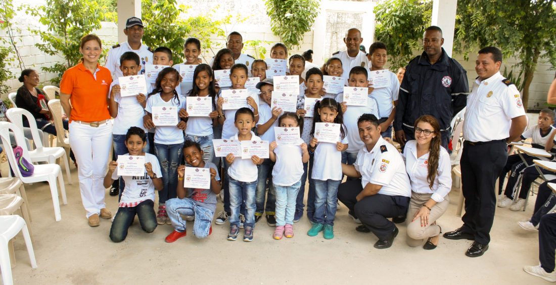 Ceremonia de Certificación de Bomberitos Comunitarios en Tierra Baja