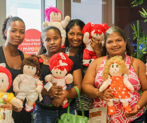 Feria de emprendimiento con mujeres de Manzanillo del Mar y Fundación Cojowa