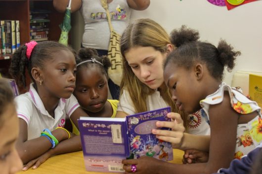 Fortalecimiento de la lectoescritura con los niños y niñas de “ExpresArte” y la Fundación Cojowa