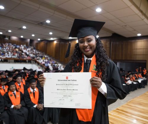 Celebramos el grado de Maricela Benítez