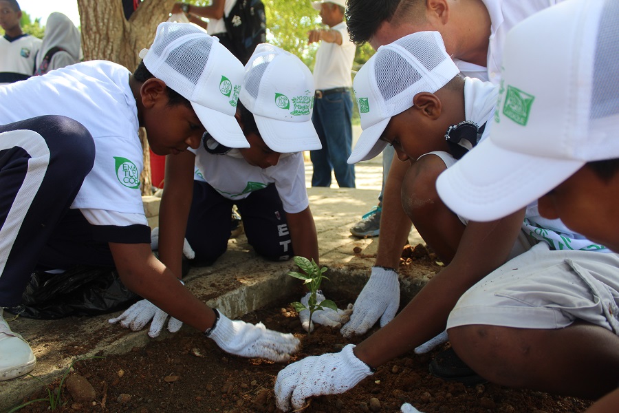 jornada-siembra-fundacion-serena-del-mar (1)